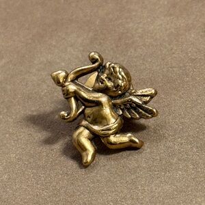 Brass Cherub Cupid Pin Brooch - Gold Tone